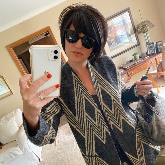 Meet your Posher, Lauren - Picture 11 of 16